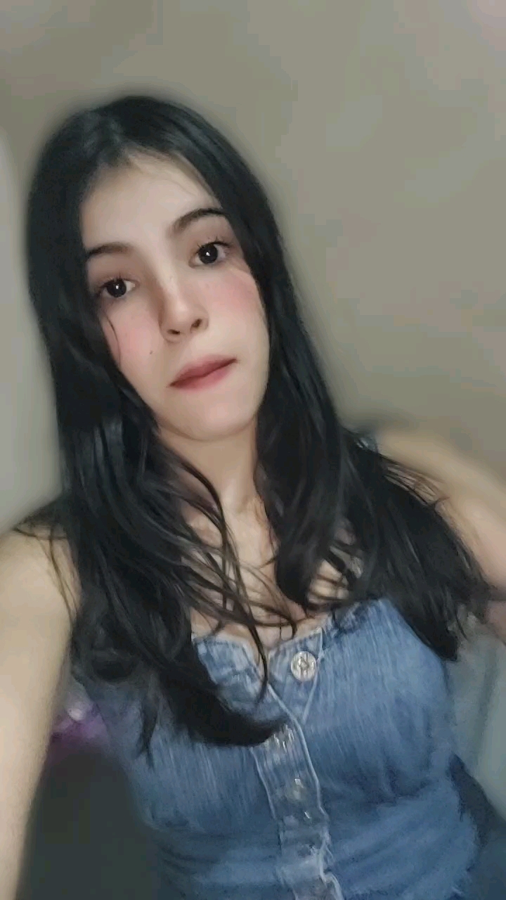 Kara from Germany on CocoMeet