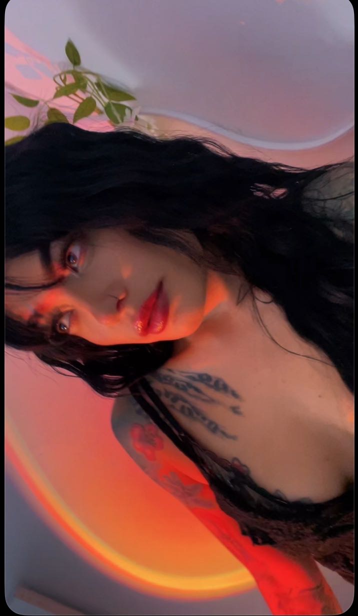 Cleopatra from Spain on CocoMeet