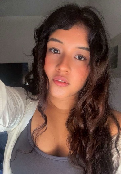 Lia from Netherlands on CocoMeet