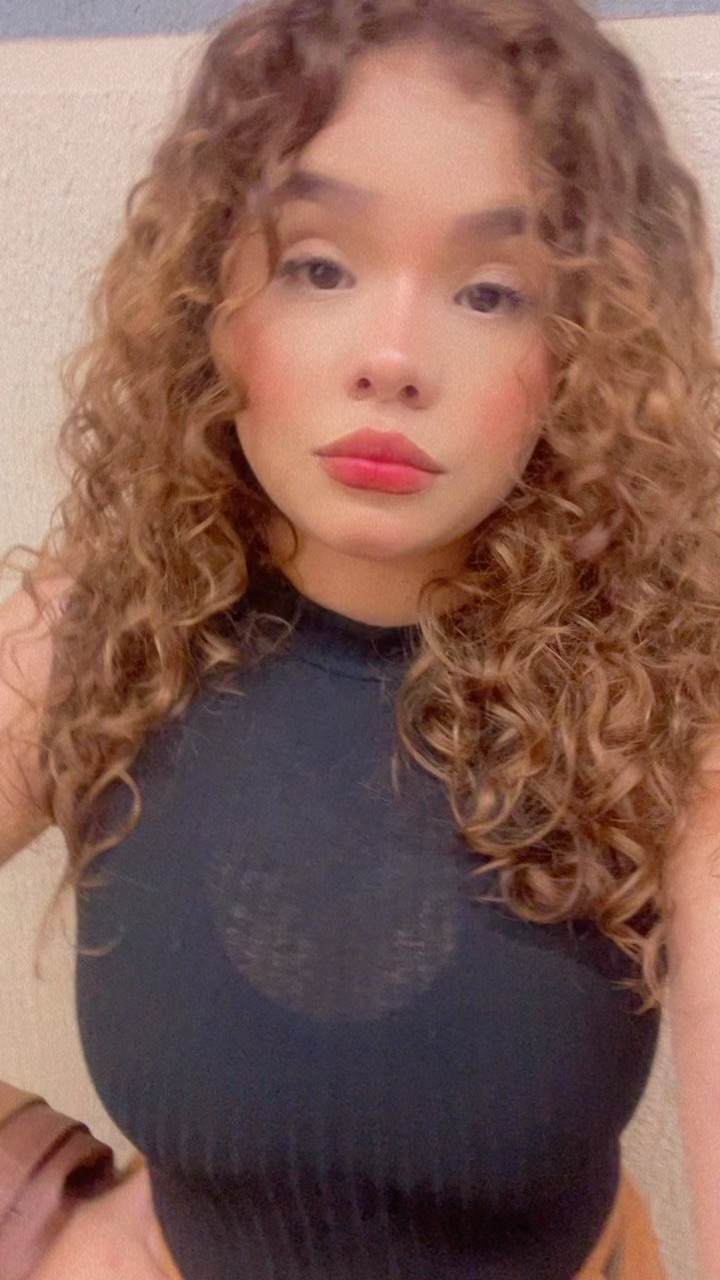 Amira from Morocco on CocoMeet